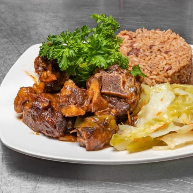 Savory Braised Oxtail Meal (One Size).